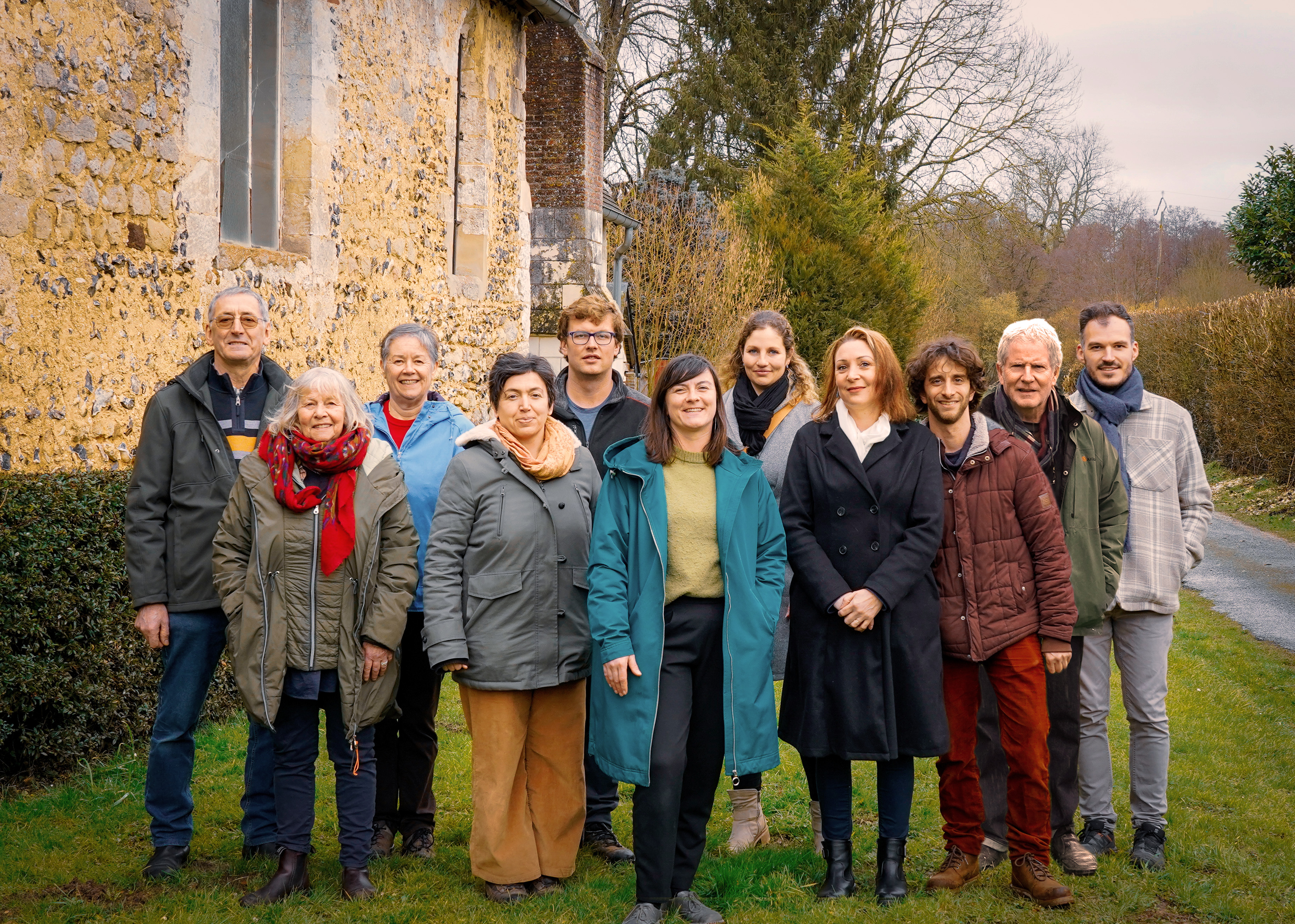 Equipe ensemble et avec vous